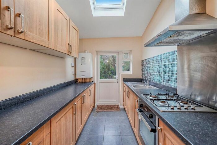 3 Bedroom Terraced House To Rent In Stroud Road, Woodside, Croydon, SE25