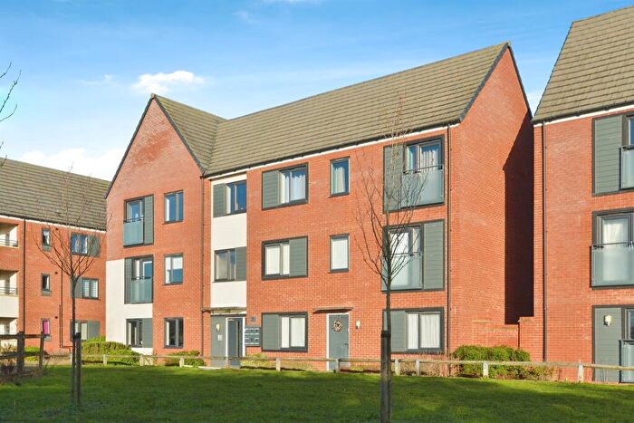 2 Bedroom Flat For Sale In Apollo Avenue, Fairfields, Milton Keynes, MK11