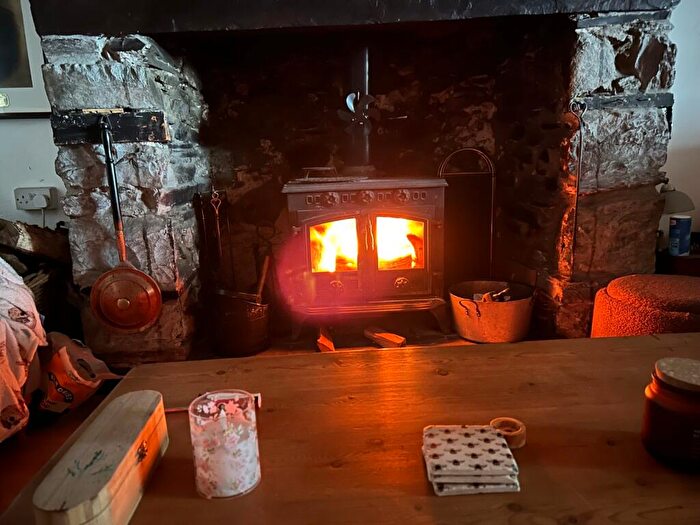 2 Bedroom Terraced House For Sale In Rhosgadfan, Caernarfon, Gwynedd, LL54