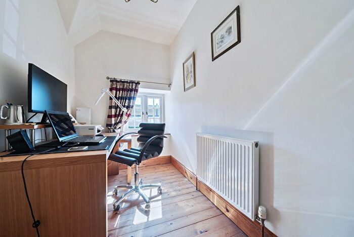 2 Bedroom Cottage For Sale In Markham Cottages, Aberford, Leeds, LS25
