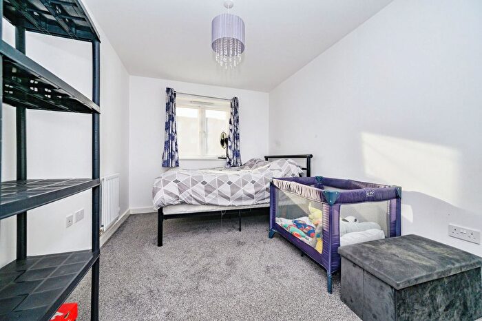 1 Bedroom Flat For Sale In Trilby Court, Bongrace Walk, Luton, Bedfordshire, LU4