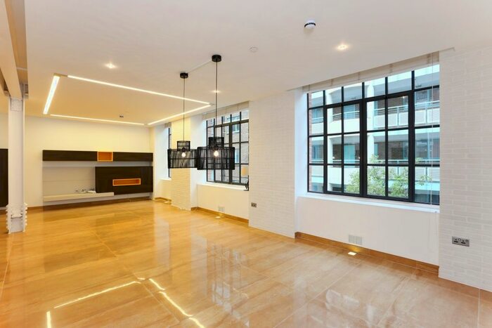 3 Bedroom Flat To Rent In Douglas Street, London, SW1P