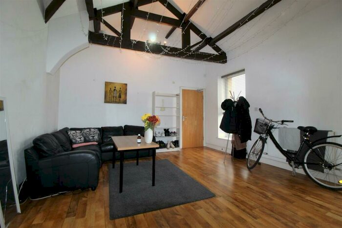 2 Bedroom Apartment To Rent In Cross Green Lane, Leeds, LS9