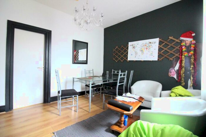 3 Bedroom Terraced House To Rent In May Street, Cathays, CF24