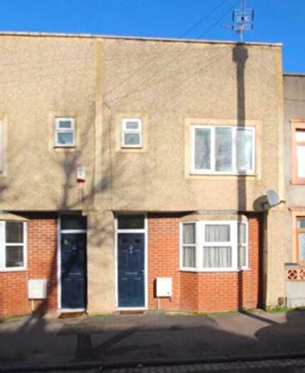 3 Bedroom House To Rent In Staple Hill Road, Fishponds, BS16