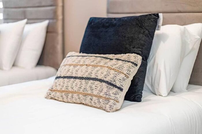 1 Bedroom Studio To Rent In Graham Rd, London, E8