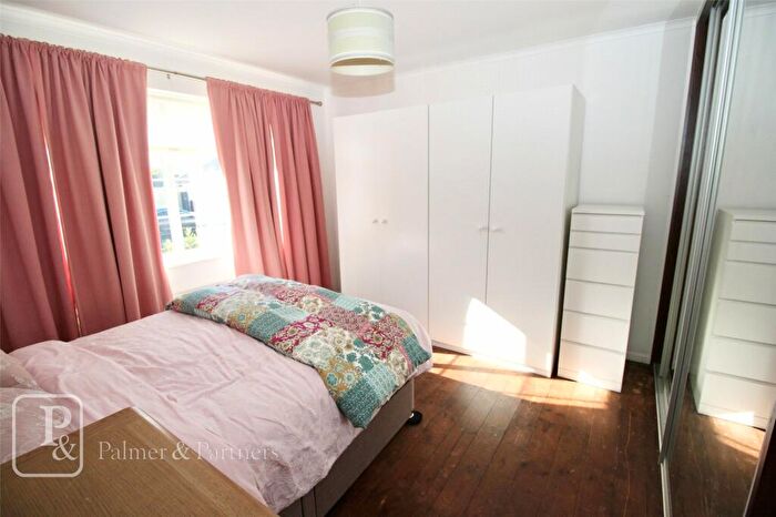 2 Bedroom Bungalow For Sale In Windermere Road, Holland-On-Sea, Clacton-On-Sea, CO15