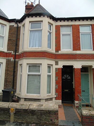 3 Bedroom Terraced House For Sale In Inverness Place, CF24