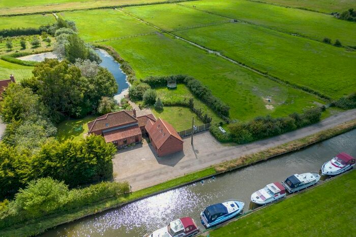 6 Bedroom Detached House For Sale In Boat Dyke Lane, Acle, Norwich, NR13