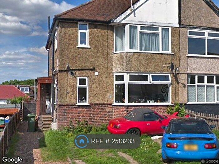2 Bedroom Flat To Rent In Highfield Avenue, Erith, DA8