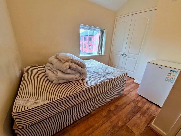 1 Bedroom Property To Rent In The Croft, High Street, Hillmorton, Rugby, CV21
