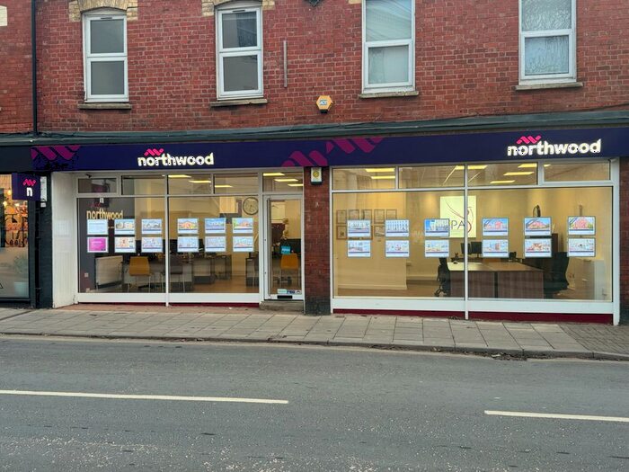 1 Bedroom Flat To Rent In Prestbury Road, Pittville, Cheltenham, GL52