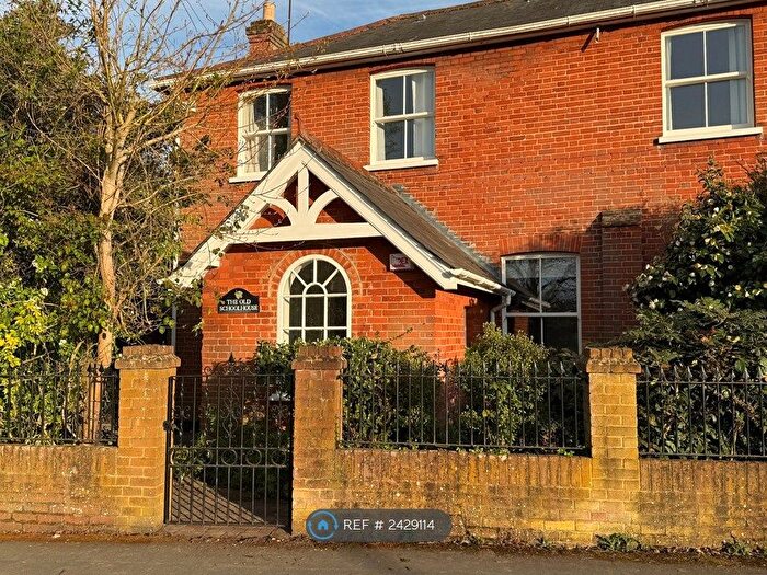 4 Bedroom Semi-Detached House To Rent In Ferndale Road, Woking, GU21