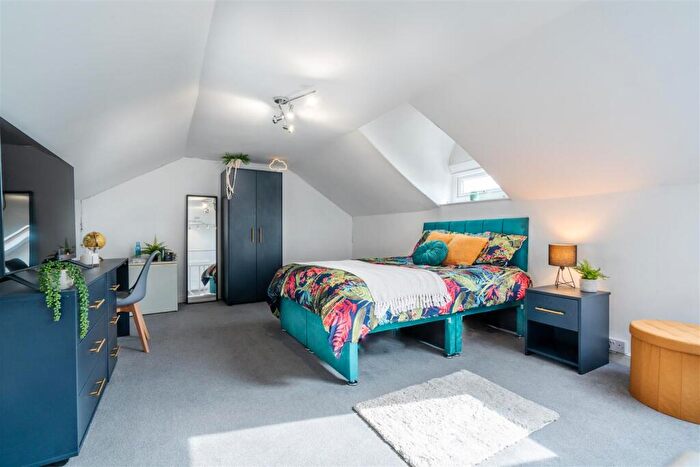 5 Bedroom House To Rent In Glossop Road, Broomhill, Sheffield, S10