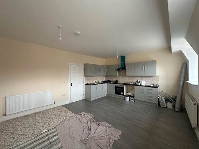 2 Bedroom House To Rent In Market Street, Wellingborough, NN8