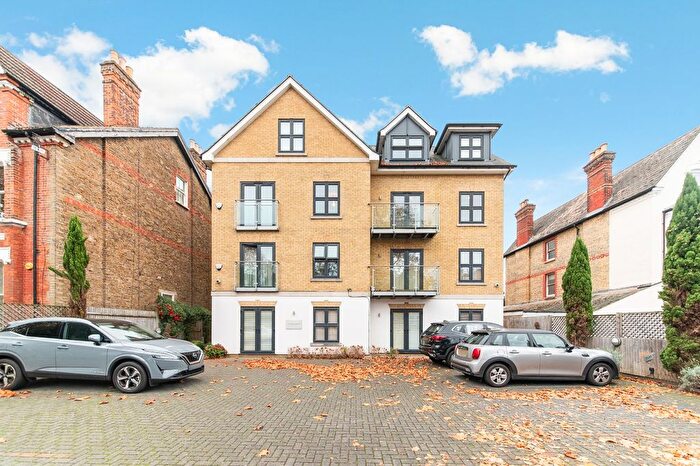 2 Bedroom Flat For Sale In Beckenham Road, Beckenham, BR3