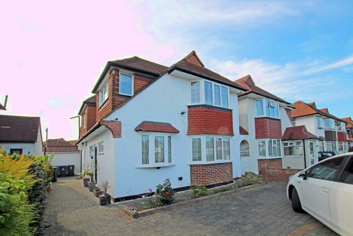 4 Bedroom House To Rent In Malden Road, New Malden, KT3