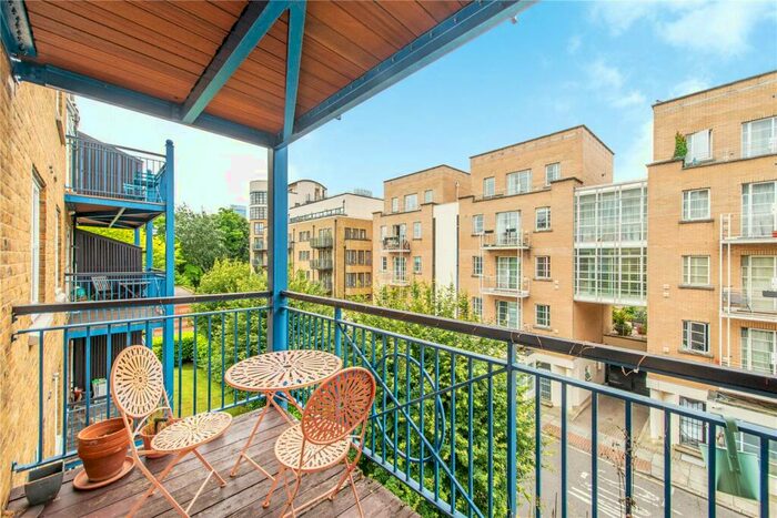 1 Bedroom Apartment To Rent In Victory Place, E14