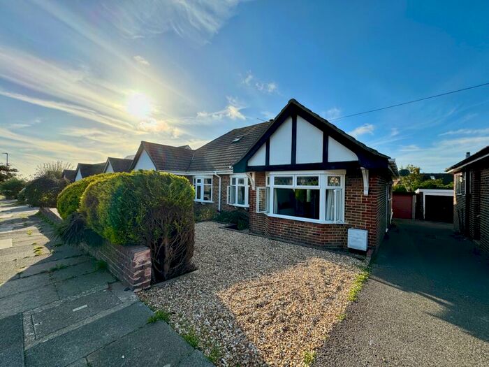 2 Bedroom House To Rent In Larkfield Way, Brighton, BN1