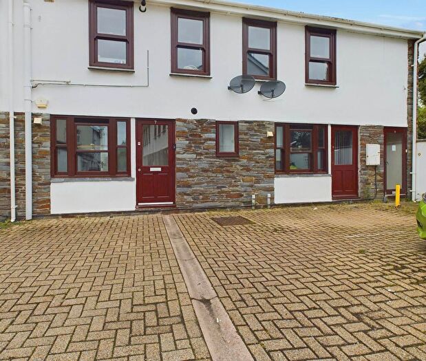 1 Bedroom Flat For Sale In Tillie Street, Callington, PL17