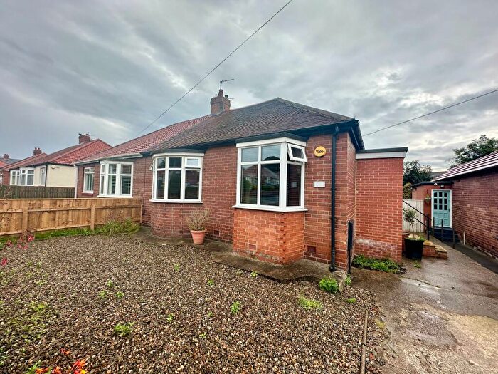 3 Bedroom Bungalow For Sale In Ashleigh Road, Newcastle Upon Tyne, NE5