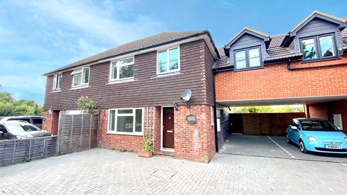 3 Bedroom Semi-Detached House To Rent In Mill Lane, Sindlesham, Wokingham, Berkshire, RG41