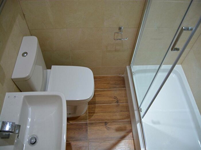 1 Bedroom Flat To Rent In High Street, Farnborough, GU14