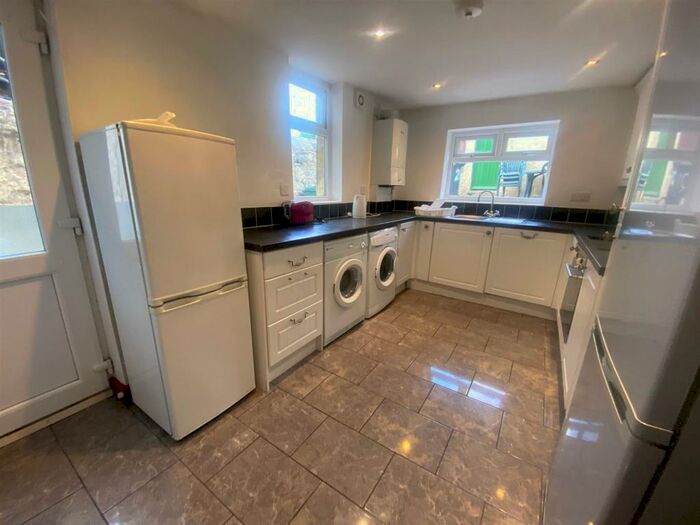 6 Bedroom Private Hall To Rent In Bowerham Road, Lancaster, LA1