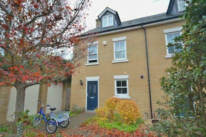 4 Bedroom End Of Terrace House To Rent In Cavendish Court, Cambridge, CB1
