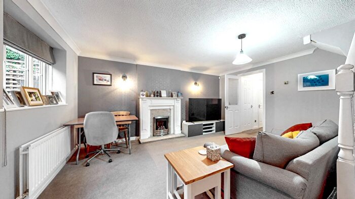 2 Bedroom Terraced House To Rent In Foxwood Grove, Orpington, BR6