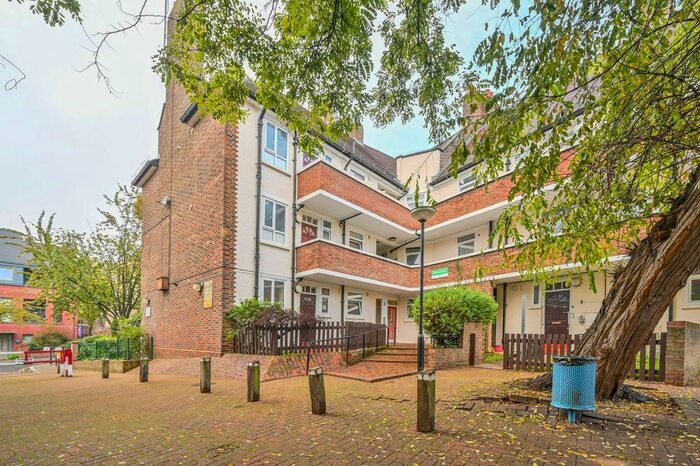 1 Bedroom Flat To Rent In Caroline Martyn House, Highgate, London, N19