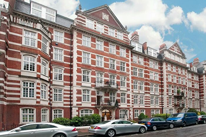 4 Bedroom Apartment To Rent In Hanover House, St John's Wood High Street, St John's Wood, London, NW8
