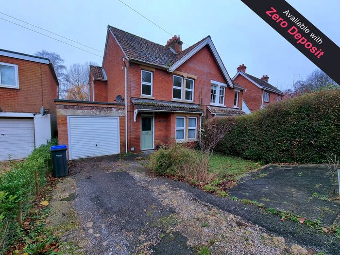 3 Bedroom Property To Rent In Marshmead Close, Clarendon, Salisbury, SP5