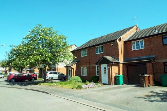 3 Bedroom Property To Rent In Chapman Court, Nottingham NG8