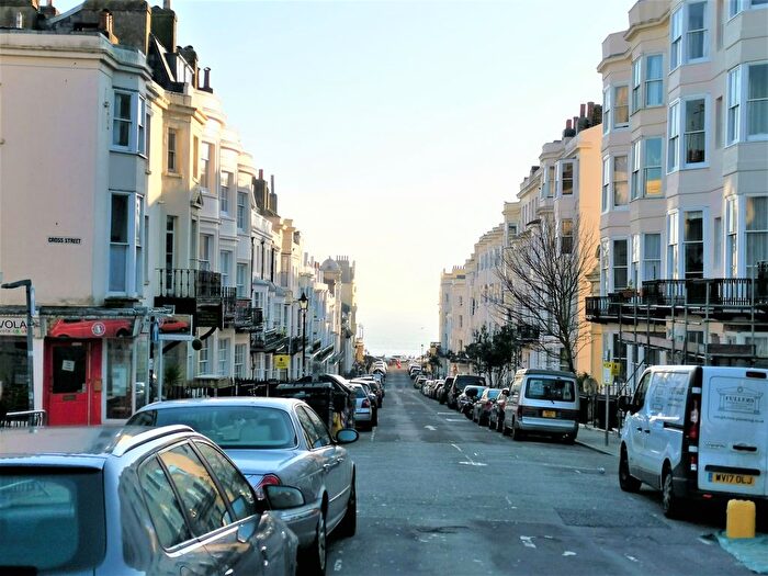 3 Bedroom Flat To Rent In Waterloo Street, Hove, BN3