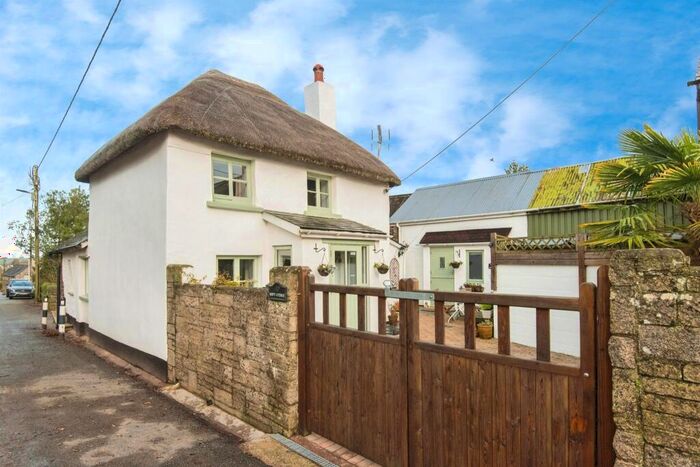 1 Bedroom Character Property For Sale In Chawleigh, Chulmleigh, EX18