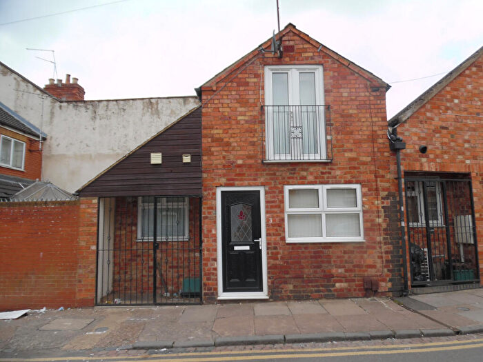 1 Bedroom Terraced House To Rent In The Mounts, Northampton, NN1