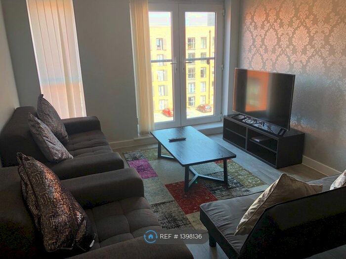 3 Bedroom Flat To Rent In Delaney Building, Salford, M5