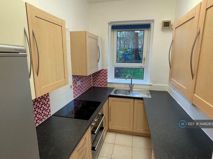 3 Bedroom Flat To Rent In Raploch Avenue, Glasgow, G14