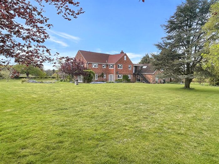 5 Bedroom Detached House For Sale In Wind Whistle Lane, West Grimstead, Salisbury, SP5