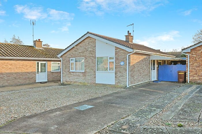 2 Bedroom Detached Bungalow For Sale In Couhe Close, Swaffham, PE37