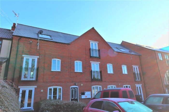 2 Bedroom Duplex To Rent In Wharf Yard, Coventry Road, LE10