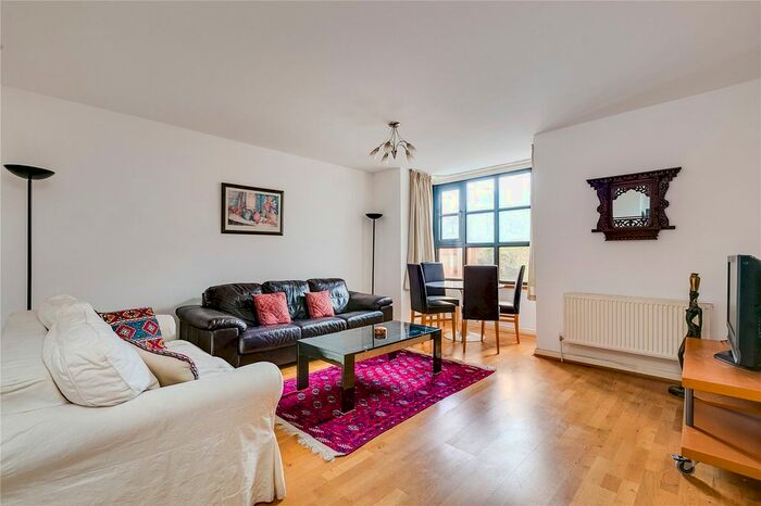 1 Bedroom Flat To Rent In Warwick House, Windsor Way, W14
