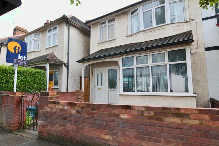 1 Bedroom Flat To Rent In Whitton Road, Twickenham, Uk, TW2
