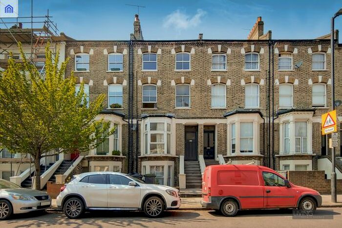 1 Bedroom Flat To Rent In Woodstock Road, London, N4