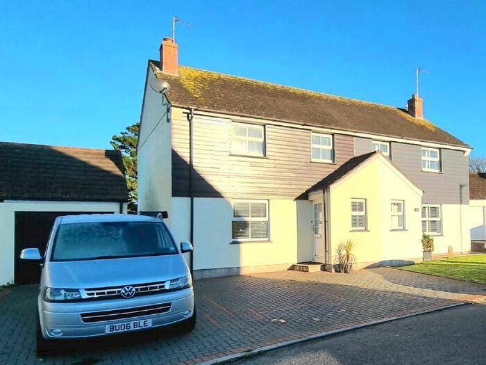 3 Bedroom Semi-Detached House To Rent In St Petry, Goldsithney TR20
