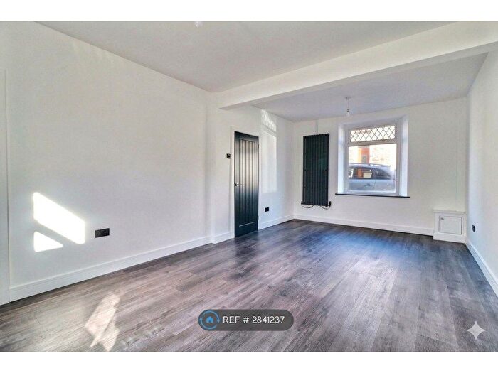 2 Bedroom Terraced House To Rent In Lancaster St, Abertillery, NP13