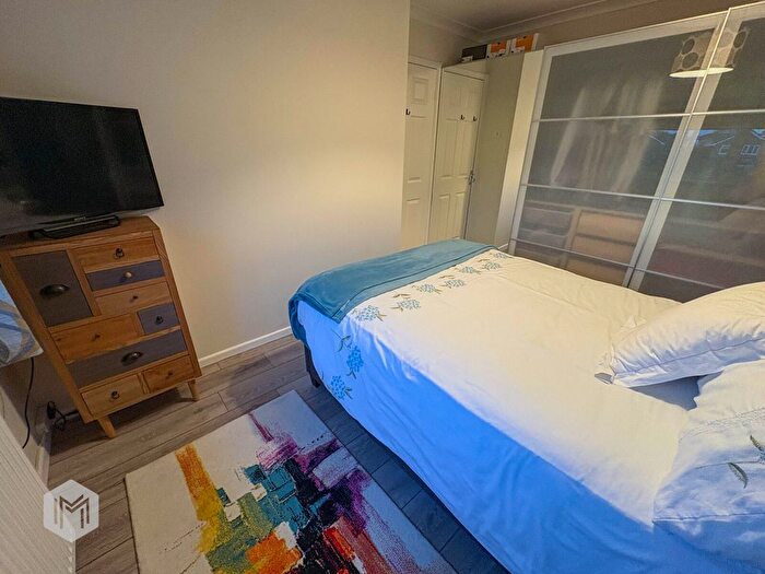 3 Bedroom Link Detached House For Sale In Falstone Close, Birchwood, Warrington, Cheshire, WA3 - Photo 8