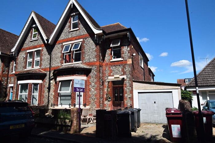 Flat To Rent In Ettrick Road, Chichester, PO19
