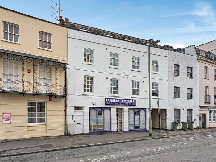 2 Bedroom Flat For Sale In Bath Street, Cheltenham, GL50
